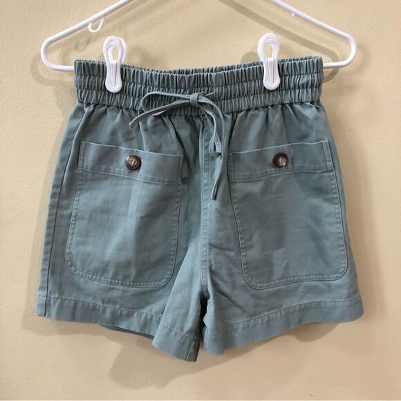 & Other Stories Relaxed High Waisted Shorts - Picture 2 of 5